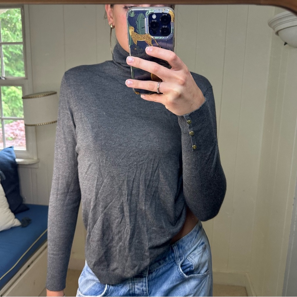 Versatile grey turtleneck sweater